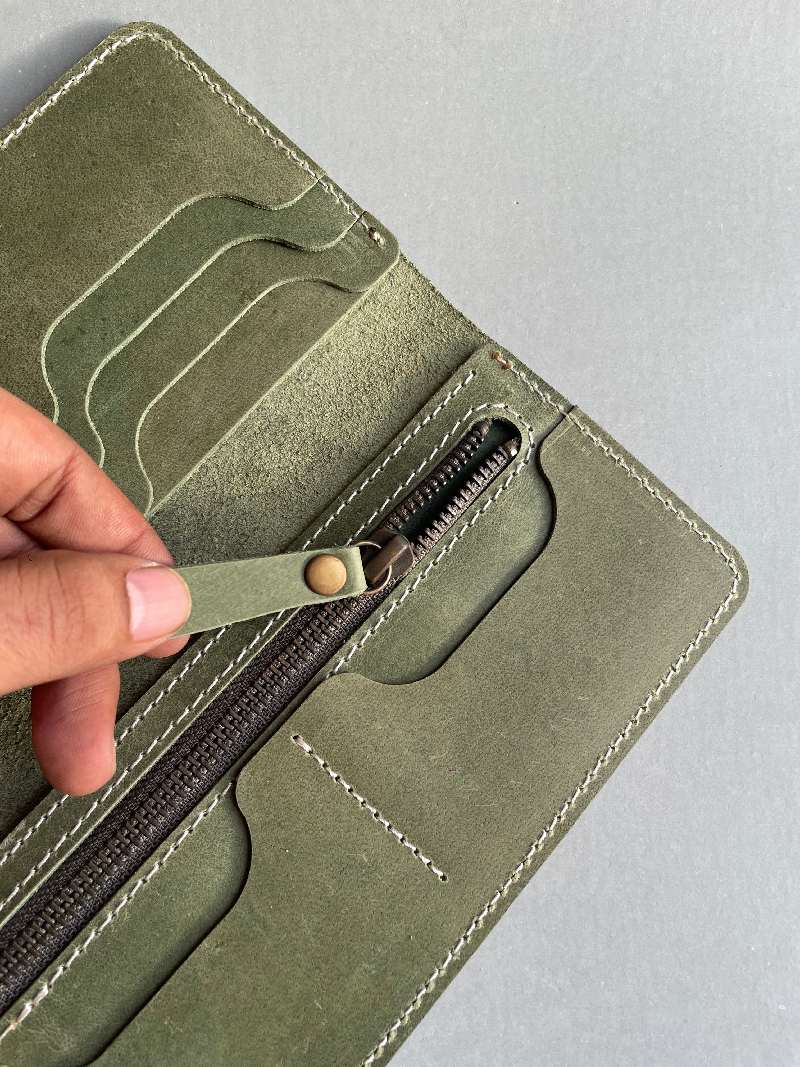 Vintage zipper long wallet