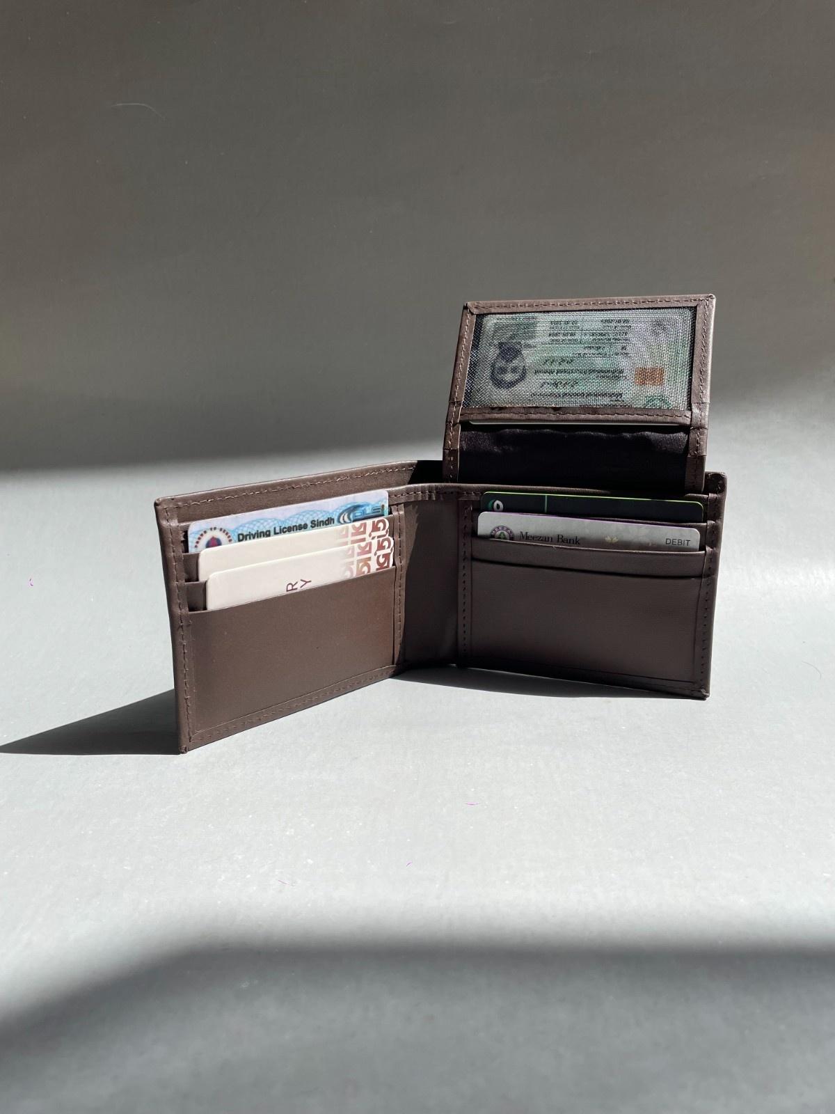 Luxe Wallet