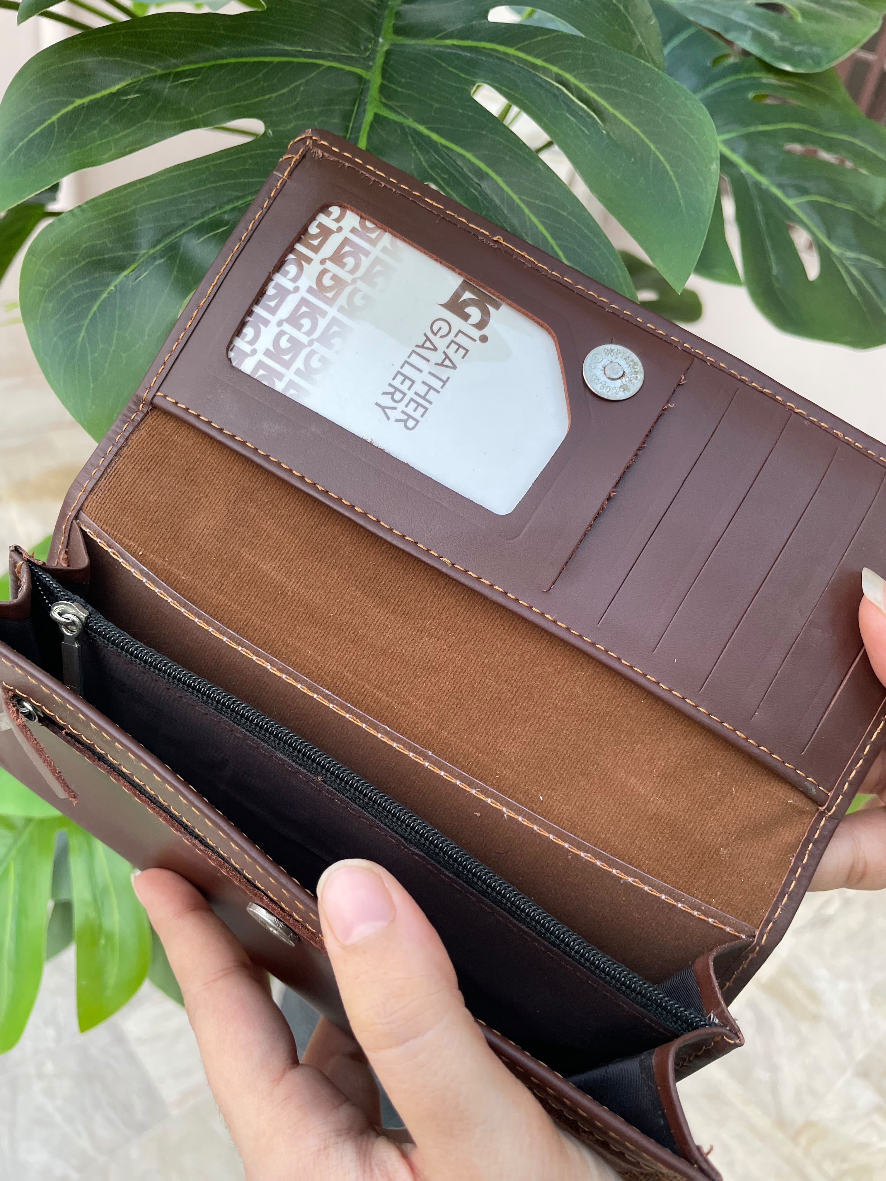 Classic Ladies Clutch
