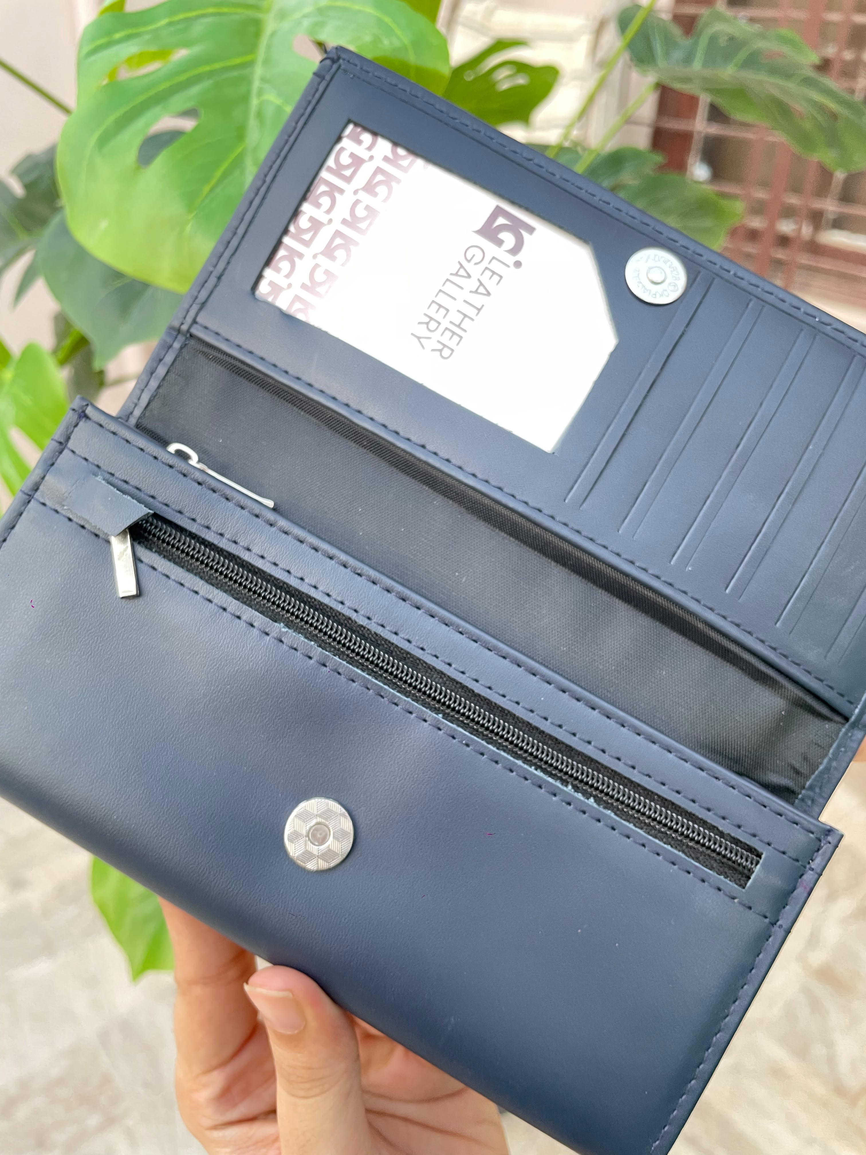 Classic Ladies Clutch