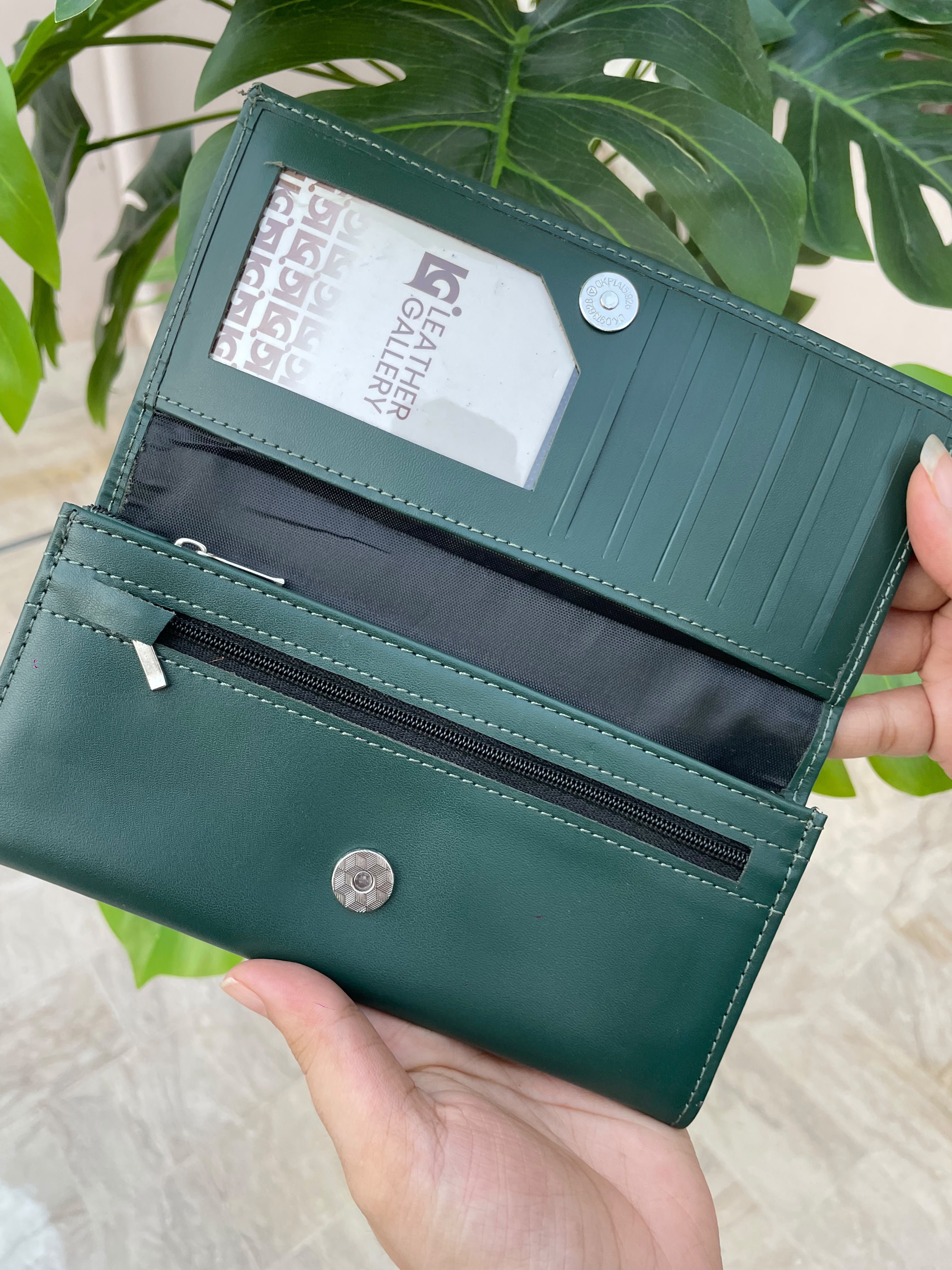 Classic Ladies Clutch