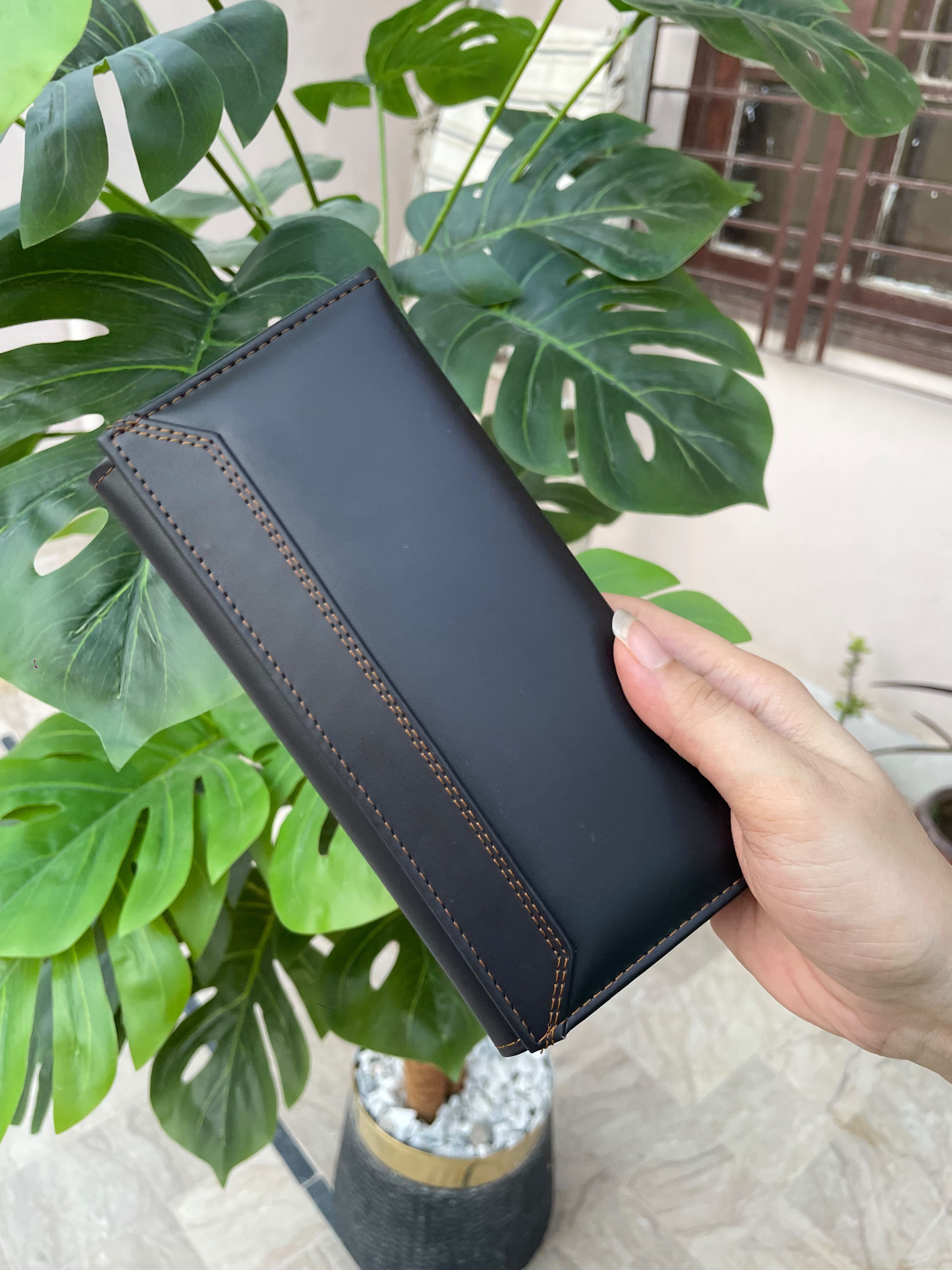 Classic Ladies Clutch
