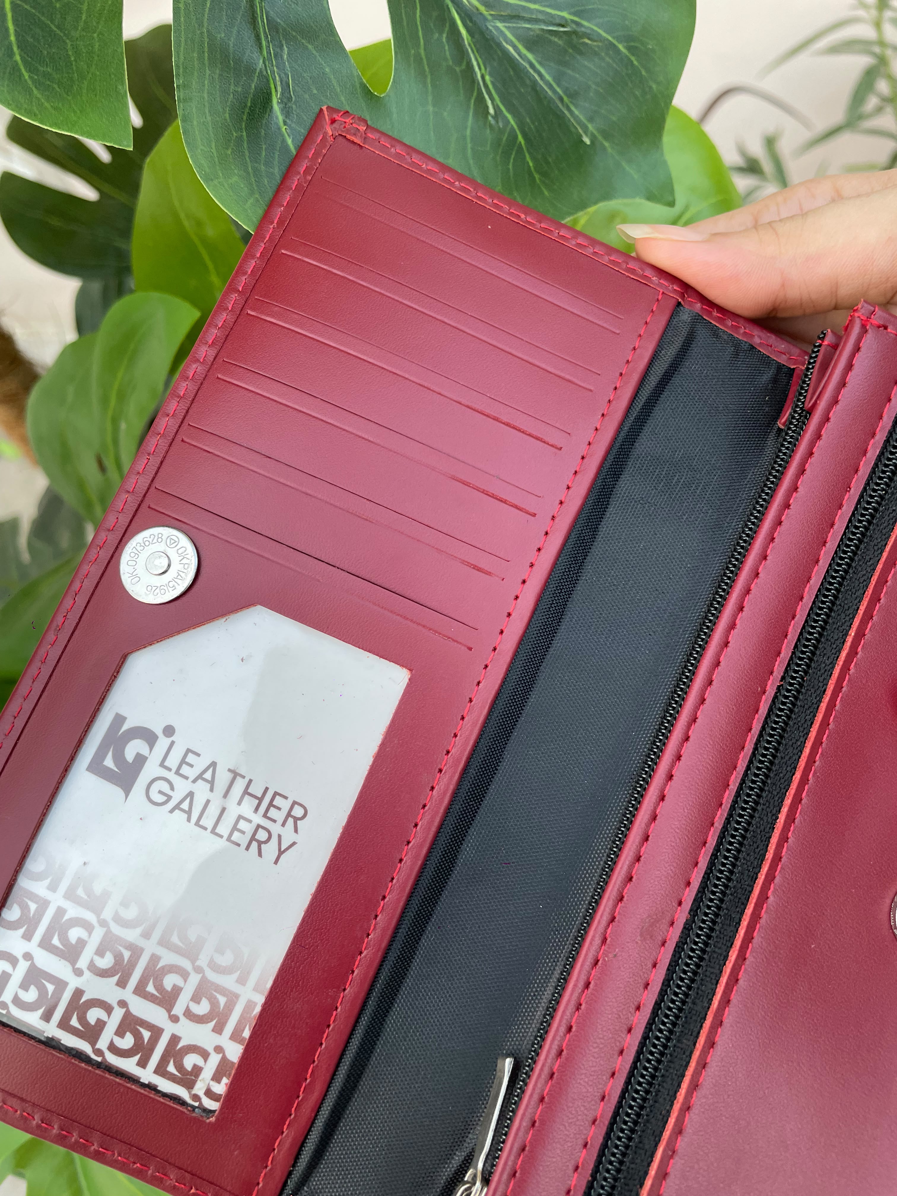 Classic Ladies Clutch